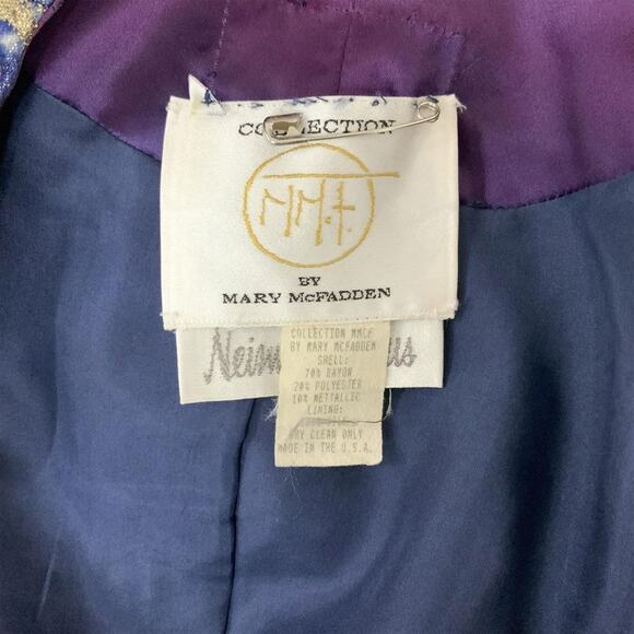 Mary McFadden MMF Collection Brocade Blue and Gold Jacket. Size 10 - Picture 7 of 7